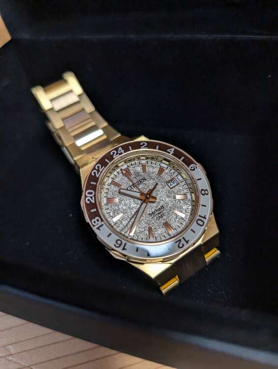 その他 その他 （高級時計）の商品画像 - 査定依頼日：2025年2月1日 - 最高査定価格：95,000円