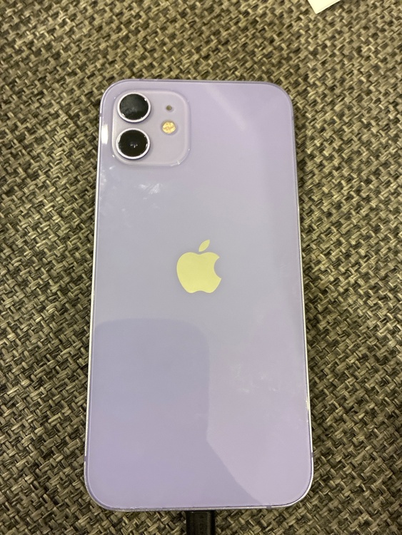 iPhone iPhone 12 128GB Softbank（スマホ）の商品画像 - 査定依頼日：2026年9月4日 - 最高査定価格：19,000円