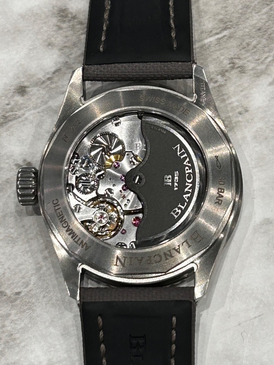 フィフティファゾスム バチスカーフ（高級時計）の商品画像 - 査定依頼日：2025年6月21日 - 最高査定価格：750,000円