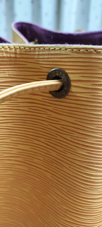 ルイヴィトン エピ （ブランドバッグ）の商品画像 - 査定依頼日：2026年1月18日 - 最高査定価格：50,000円