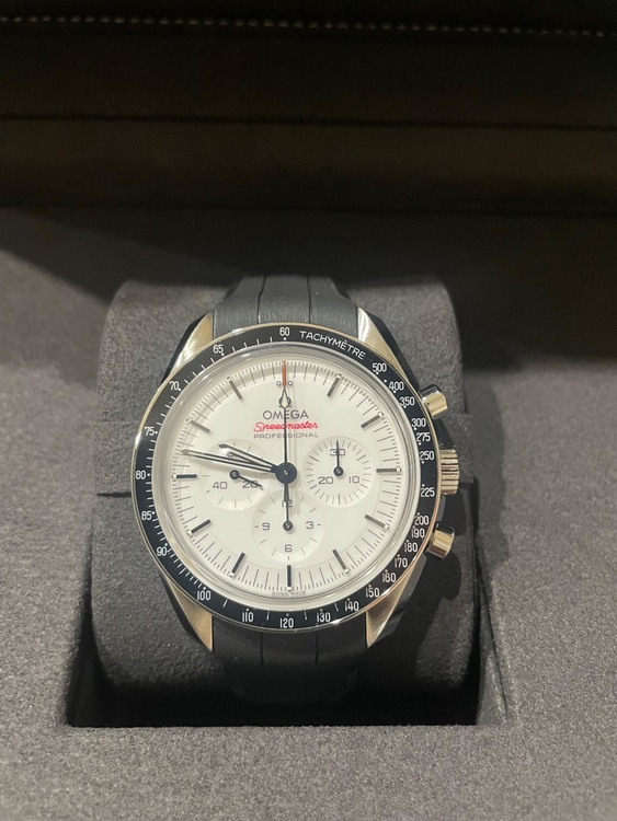 オメガ スピードマスター （高級時計）の商品画像 - 査定依頼日：2025年6月2日 - 最高査定価格：1,000,000円