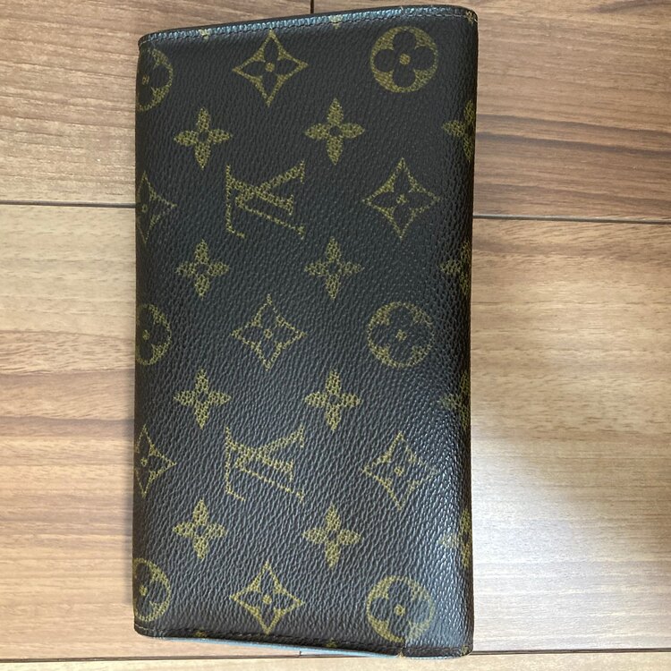 LOUIS VUITTON ポルトフォイユサラ モノグラム SD0021（ブランド財布・小物）の商品画像 - 査定依頼日：2024年1月30日 - 最高査定価格：25,000円