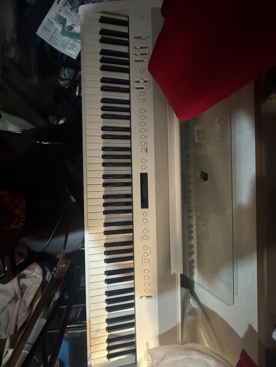 FP-60X-WH（ピアノ・楽器・PA機材）の商品画像 - 査定依頼日：2026年5月6日 - 最高査定価格：18,000円