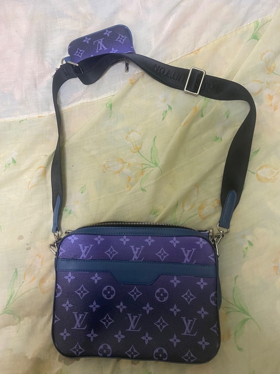 Louis Vuitton モノグラム ショルダーバッグ パープル（ブランドバッグ）の商品画像 - 査定依頼日：2026年6月18日 - 最高査定価格：100,000円