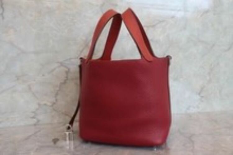 HERMES／エルメス ピコタンロックカザックPM（ブランドバッグ）の商品画像 - 査定依頼日：2025年9月24日 - 最高査定価格：300,000円