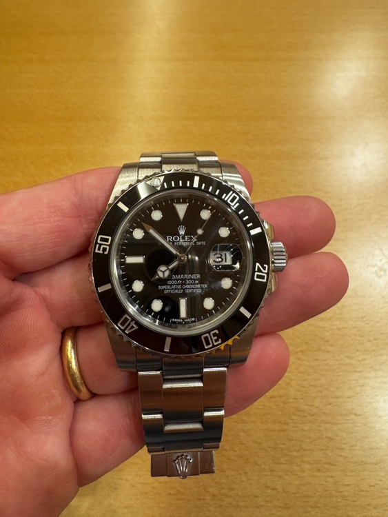 ロレックス サブマリーナー F548179（高級時計）の商品画像 - 査定依頼日：2026年3月31日 - 最高査定価格：2,150,000円