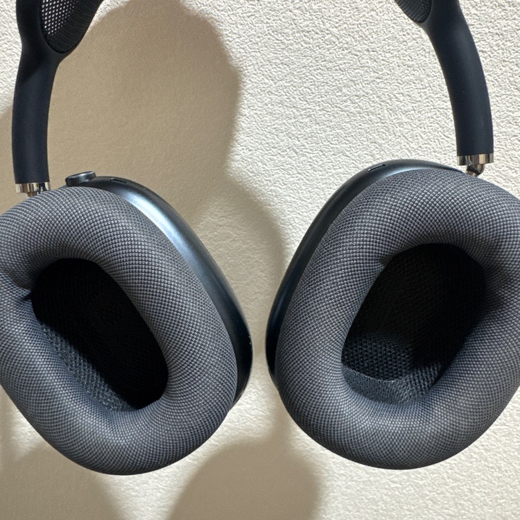 airpods max（オーディオ・スピーカー）の商品画像 - 査定依頼日：2026年5月19日 - 最高査定価格：100,000円