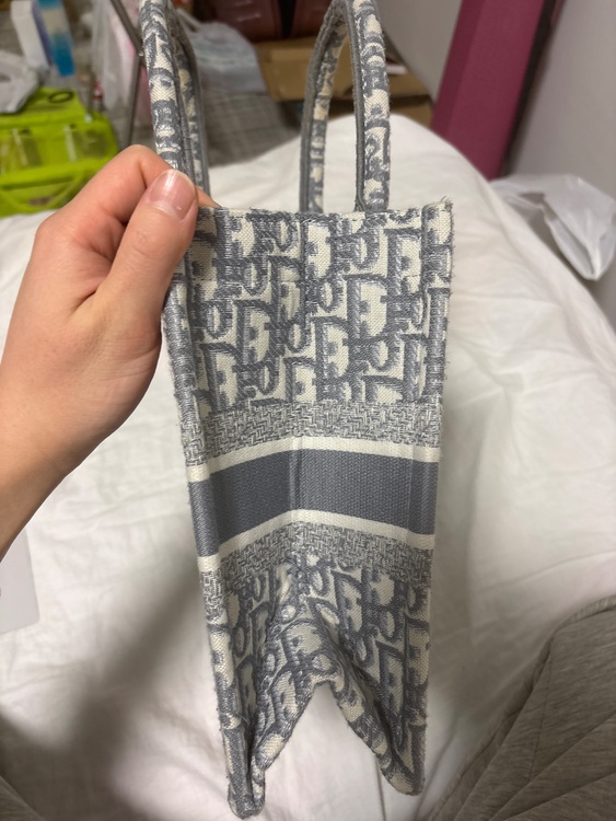 ディオール  （ブランドバッグ）の商品画像 - 査定依頼日：2026年2月14日 - 最高査定価格：130,000円