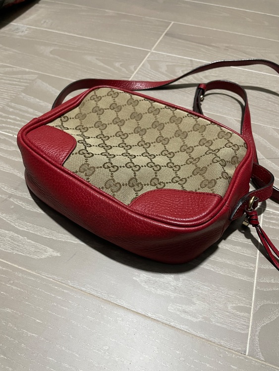 ショルダーバッグ（古着・ファッション）の商品画像 - 査定依頼日：2025年10月10日 - 最高査定価格：15,000円