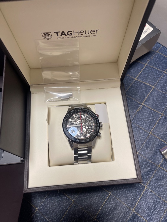 タグホイヤー カレラ TAGCAR201VBA071（高級時計）の商品画像 - 査定依頼日：2026年1月10日 - 最高査定価格：350,000円
