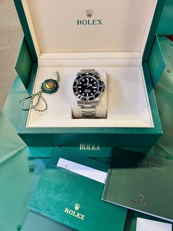 ロレックス サブマリーナー 12661（高級時計）の商品画像 - 査定依頼日：2025年6月6日 - 最高査定価格：2,100,000円