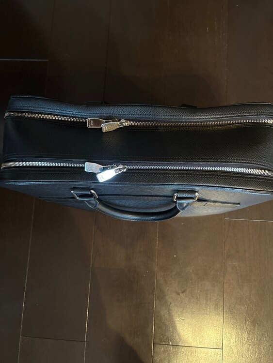 ルイヴィトン タイガ （ブランドバッグ）の商品画像 - 査定依頼日：2025年5月6日 - 最高査定価格：50,000円