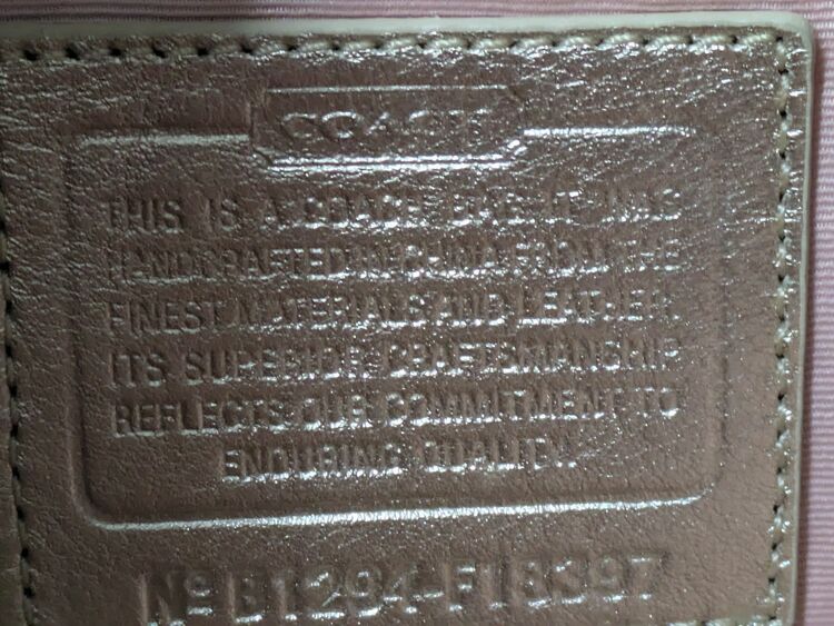 その他 コーチ （ブランドバッグ）の商品画像 - 査定依頼日：2025年9月23日 - 最高査定価格：1,500円