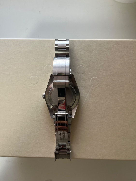 ロレックス エクスプローラー 21427（高級時計）の商品画像 - 査定依頼日：2026年1月12日 - 最高査定価格：1,170,000円