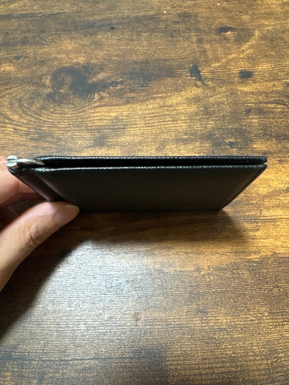 プラダ  （ブランドバッグ）の商品画像 - 査定依頼日：2025年6月5日 - 最高査定価格：1,000円