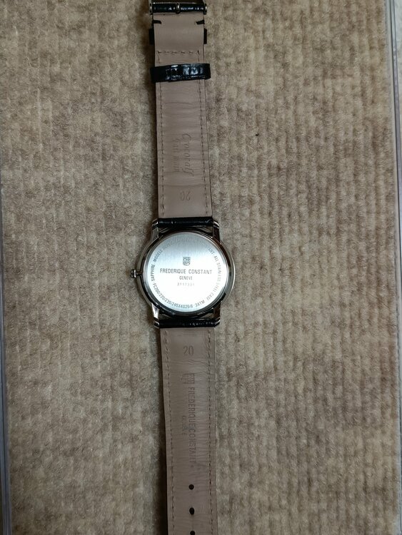 その他 その他 FC-245M4S6（高級時計）の商品画像 - 査定依頼日：2026年1月5日 - 最高査定価格：27,000円