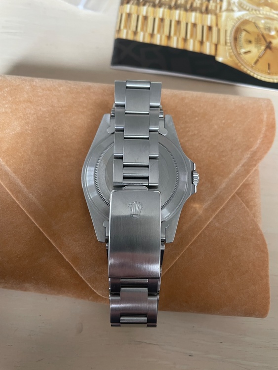 ロレックス エクスプローラー 1657（高級時計）の商品画像 - 査定依頼日：2026年2月7日 - 最高査定価格：1,400,000円