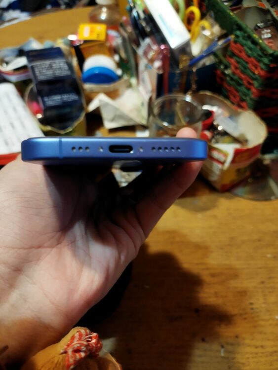 iPhone16（スマホ）の商品画像 - 査定依頼日：2025年7月1日 - 最高査定価格：73,000円