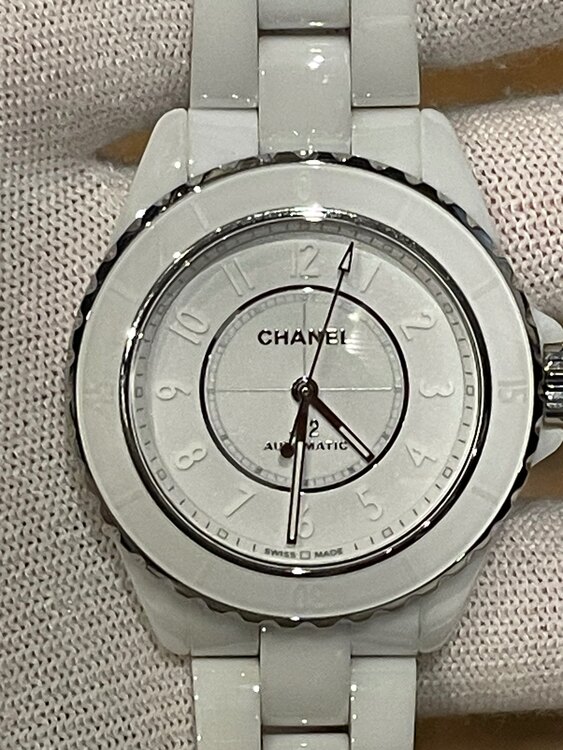 J12 ファントム（高級時計）の商品画像 - 査定依頼日：2025年5月15日 - 最高査定価格：550,000円