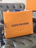 Lv Shopper tote bag MM（ブランドバッグ）の商品画像 - 査定依頼日：2026年5月19日 - 最高査定価格：450,000円