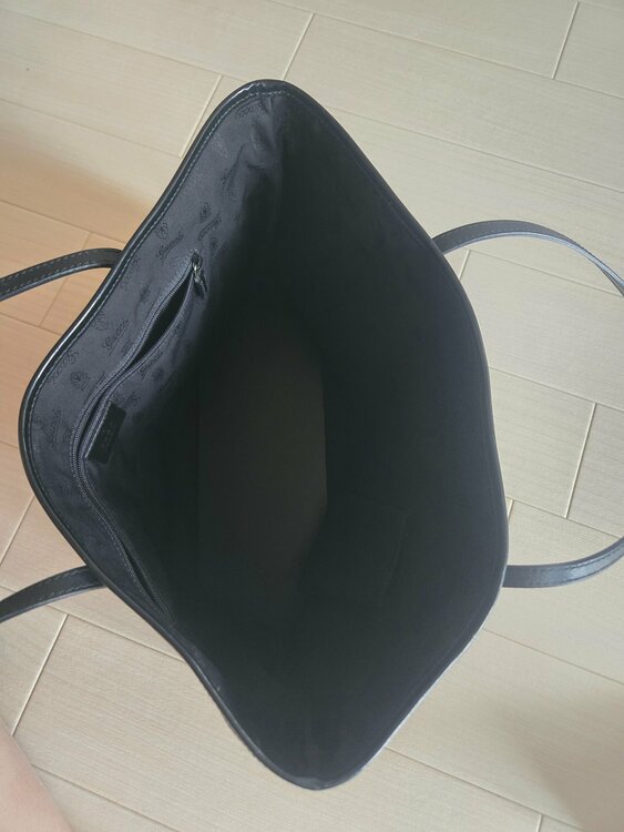 キャンパス地G Gマーク（ブランドバッグ）の商品画像 - 査定依頼日：2026年2月7日 - 最高査定価格：100,000円