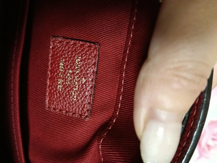 サントンジュ（ブランドバッグ）の商品画像 - 査定依頼日：2026年5月31日 - 最高査定価格：100,000円