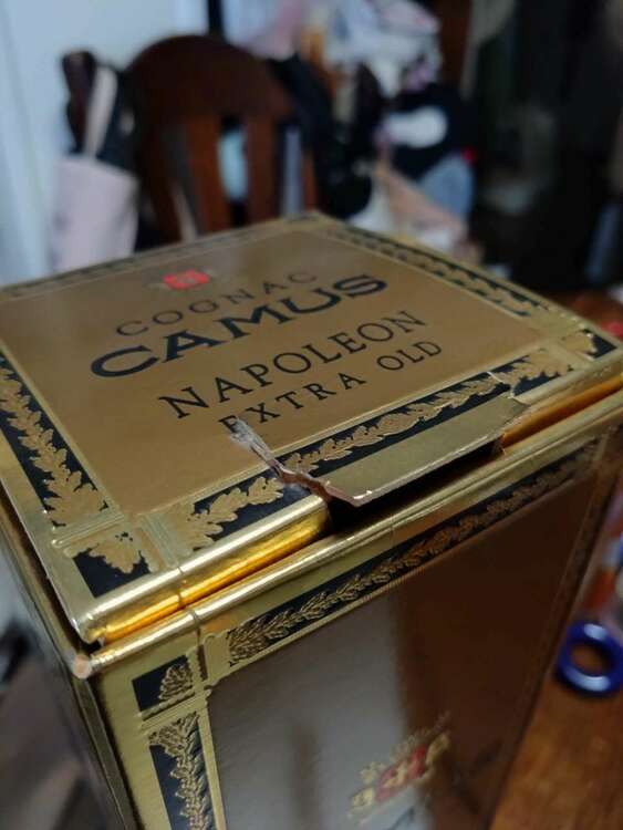 COGNAC NAPOLEON EXTRA OLD（お酒）の商品画像 - 査定依頼日：2025年3月8日 - 最高査定価格：1,500円