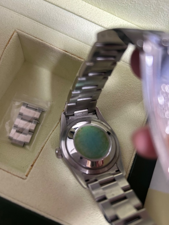 ロレックス エクスプローラー 11427（高級時計）の商品画像 - 査定依頼日：2025年11月26日 - 最高査定価格：1,000,000円