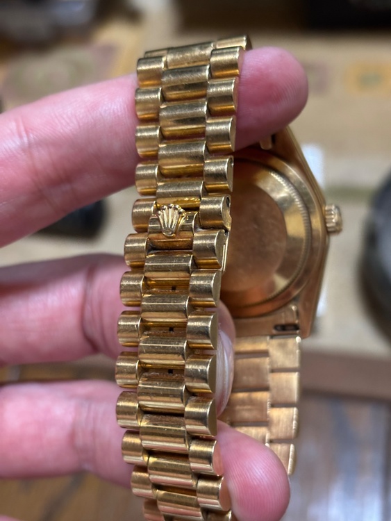 シャンパンイエローゴールド（高級時計）の商品画像 - 査定依頼日：2026年3月28日 - 最高査定価格：3,150,000円