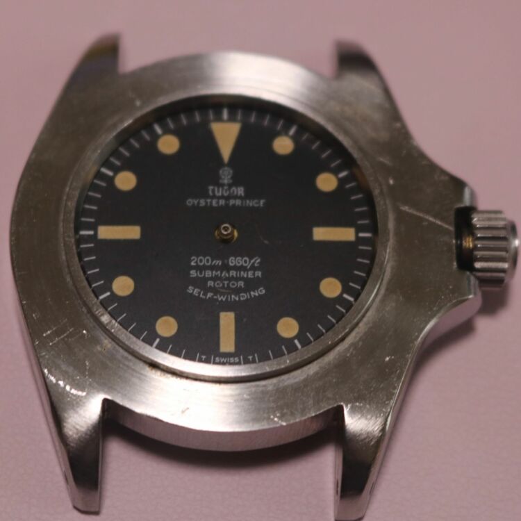 ロレックス サブマリーナー 7016/0（高級時計）の商品画像 - 査定依頼日：2025年10月5日 - 最高査定価格：1,180,000円