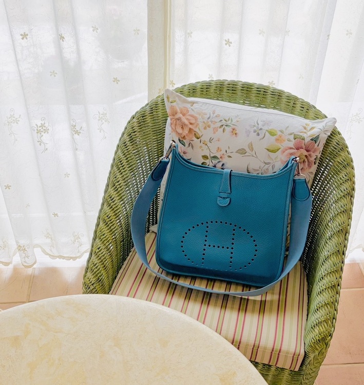 トリヨンクレマンス・ブルージーン（ブランドバッグ）の商品画像 - 査定依頼日：2026年3月23日 - 最高査定価格：210,000円