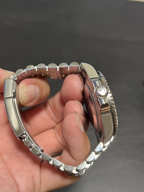 126710BLROジュビリーブレス（高級時計）の商品画像 - 査定依頼日：2025年12月22日 - 最高査定価格：3,400,000円