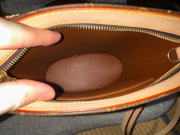 ルイヴィトン モノグラム （ブランドバッグ）の商品画像 - 査定依頼日：2025年4月30日 - 最高査定価格：135,000円