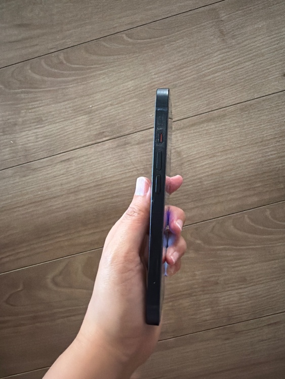 iPhone13 128G（スマホ）の商品画像 - 査定依頼日：2026年8月12日 - 最高査定価格：38,500円
