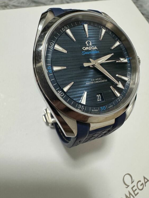 オメガ シーマスター 2201241210300（高級時計）の商品画像 - 査定依頼日：2025年6月22日 - 最高査定価格：650,000円