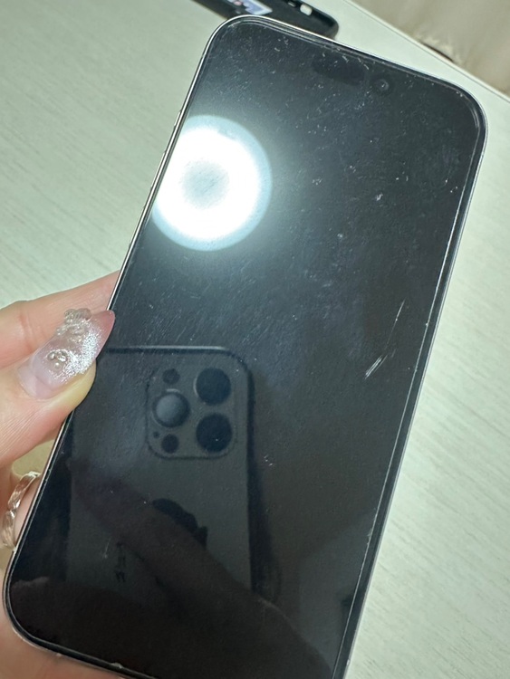 iPhone 15 Pro 128GB 楽天モバイル（スマホ）の商品画像 - 査定依頼日：2025年7月31日 - 最高査定価格：100,000円