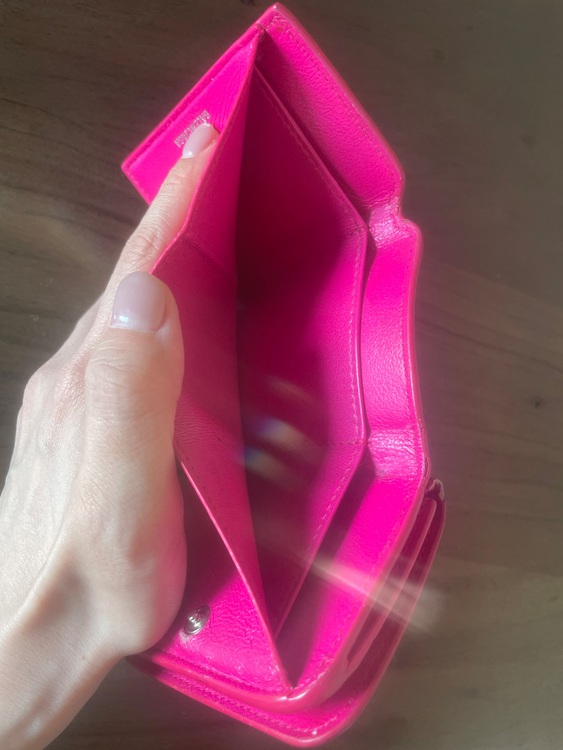 バレンシアガ  （ブランドバッグ）の商品画像 - 査定依頼日：2025年9月8日 - 最高査定価格：9,000円