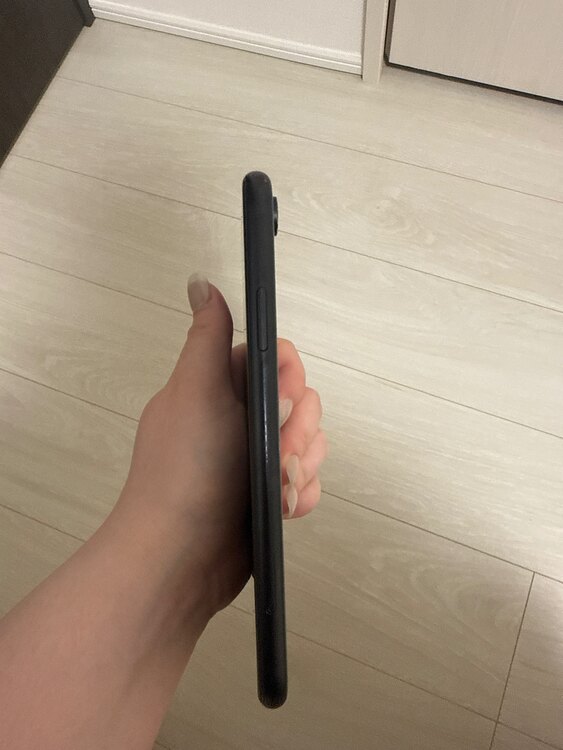 iPhoneXR ブラック 128GB（スマホ）の商品画像 - 査定依頼日：2025年4月30日 - 最高査定価格：13,000円