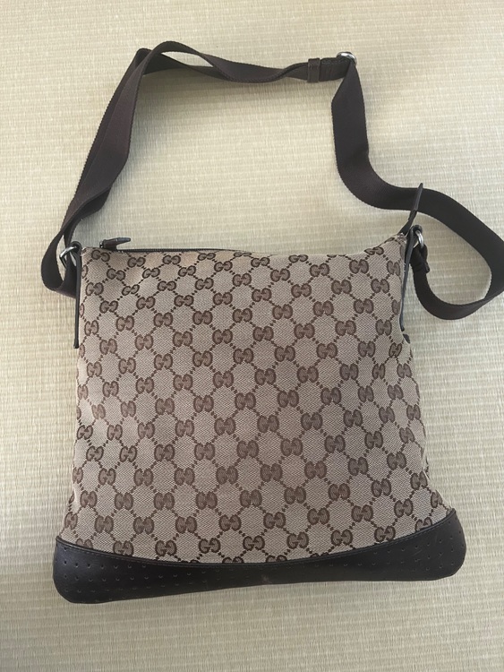 グッチ  （ブランドバッグ）の商品画像 - 査定依頼日：2025年8月29日 - 最高査定価格：30,000円