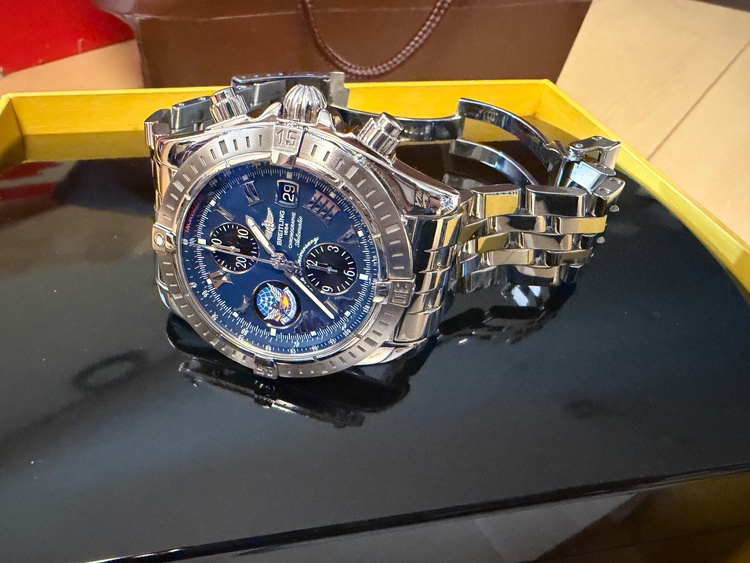 ブライトリング クロノマット A（高級時計）の商品画像 - 査定依頼日：2025年12月29日 - 最高査定価格：380,000円