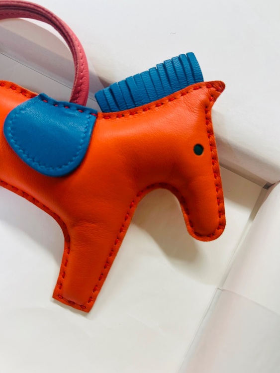 ロデオチャーム（ブランド財布・小物）の商品画像 - 査定依頼日：2025年8月3日 - 最高査定価格：4,000円