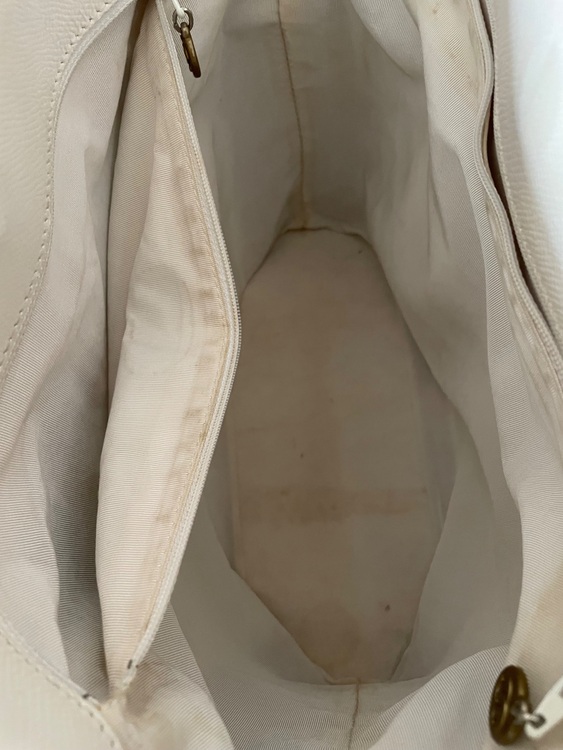 ココマーク　レザー　べっこうハンドル　ハンドバッグ（ブランドバッグ）の商品画像 - 査定依頼日：2025年7月11日 - 最高査定価格：90,000円