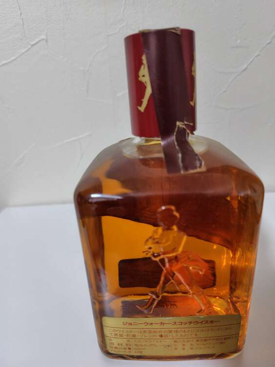 ウイスキー ジョニーウォーカー （お酒）の商品画像 - 査定依頼日：2024年12月5日 - 最高査定価格：1,000円