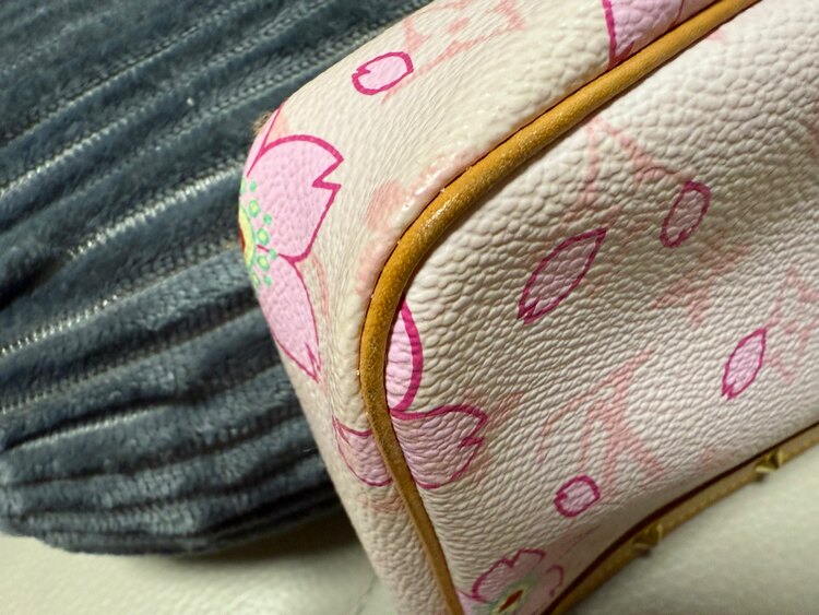 チェリーブロッサムポシェット（ブランドバッグ）の商品画像 - 査定依頼日：2025年3月31日 - 最高査定価格：110,000円