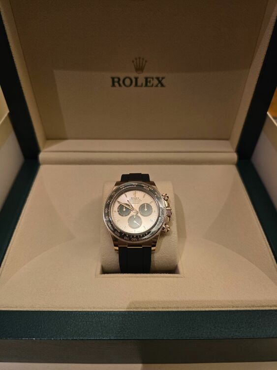 デイトナ ラバーバンド エバーローズゴールド（高級時計）の商品画像 - 査定依頼日：2025年9月23日 - 最高査定価格：6,450,000円