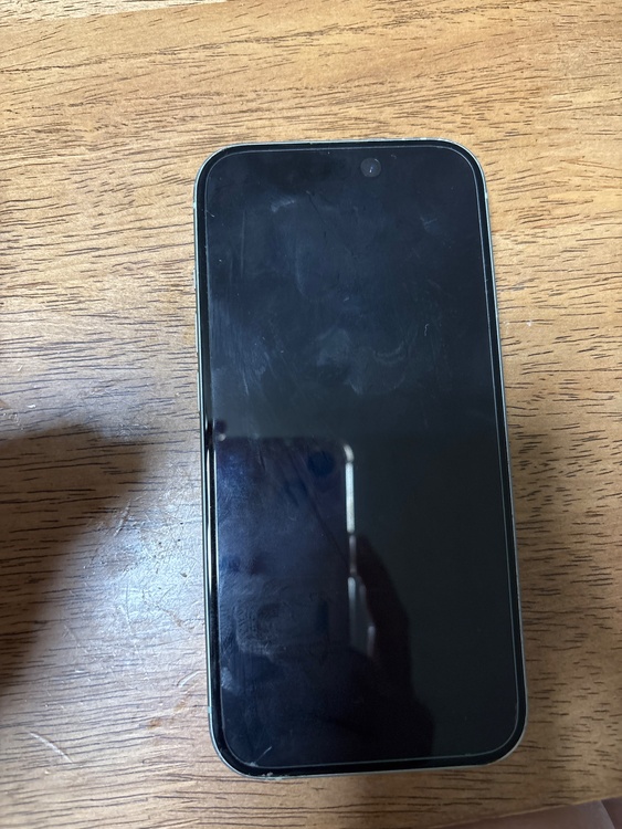 iPhone iPhone 15 128GB Softbank（スマホ）の商品画像 - 査定依頼日：2026年8月15日 - 最高査定価格：38,000円