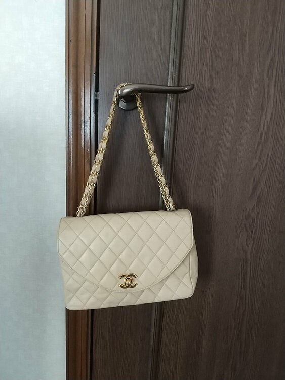 チェーンショルダーバッグ（ブランドバッグ）の商品画像 - 査定依頼日：2026年2月24日 - 最高査定価格：250,000円