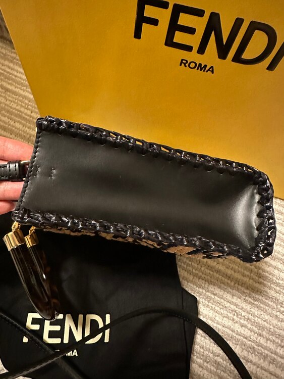 ショッパーバッグ（ブランドバッグ）の商品画像 - 査定依頼日：2025年5月2日 - 最高査定価格：90,000円