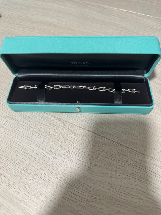 ティファニーハードウェアスモール リンク ブレスレット（金・貴金属）の商品画像 - 査定依頼日：2026年4月6日 - 最高査定価格：150,000円