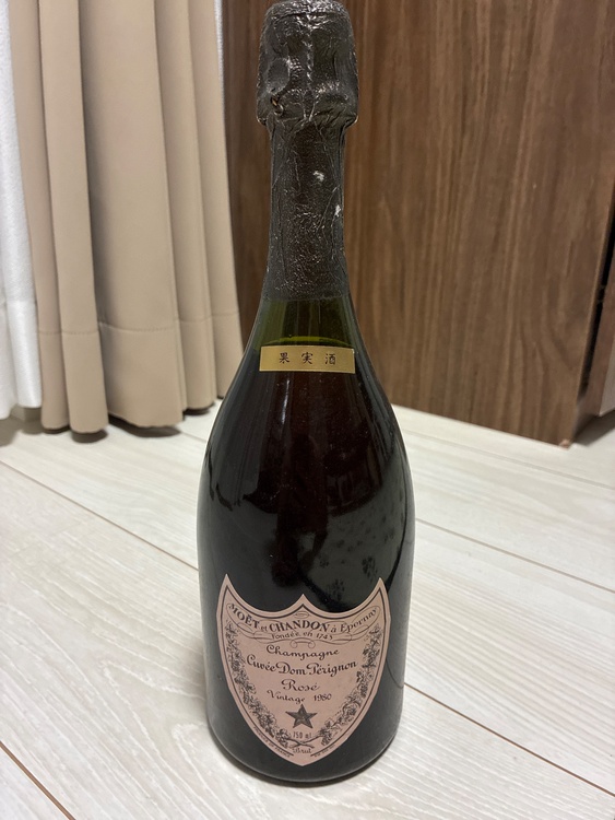 シャンパン ドン・ペリニヨン（お酒）の商品画像 - 査定依頼日：2026年6月1日 - 最高査定価格：31,100円